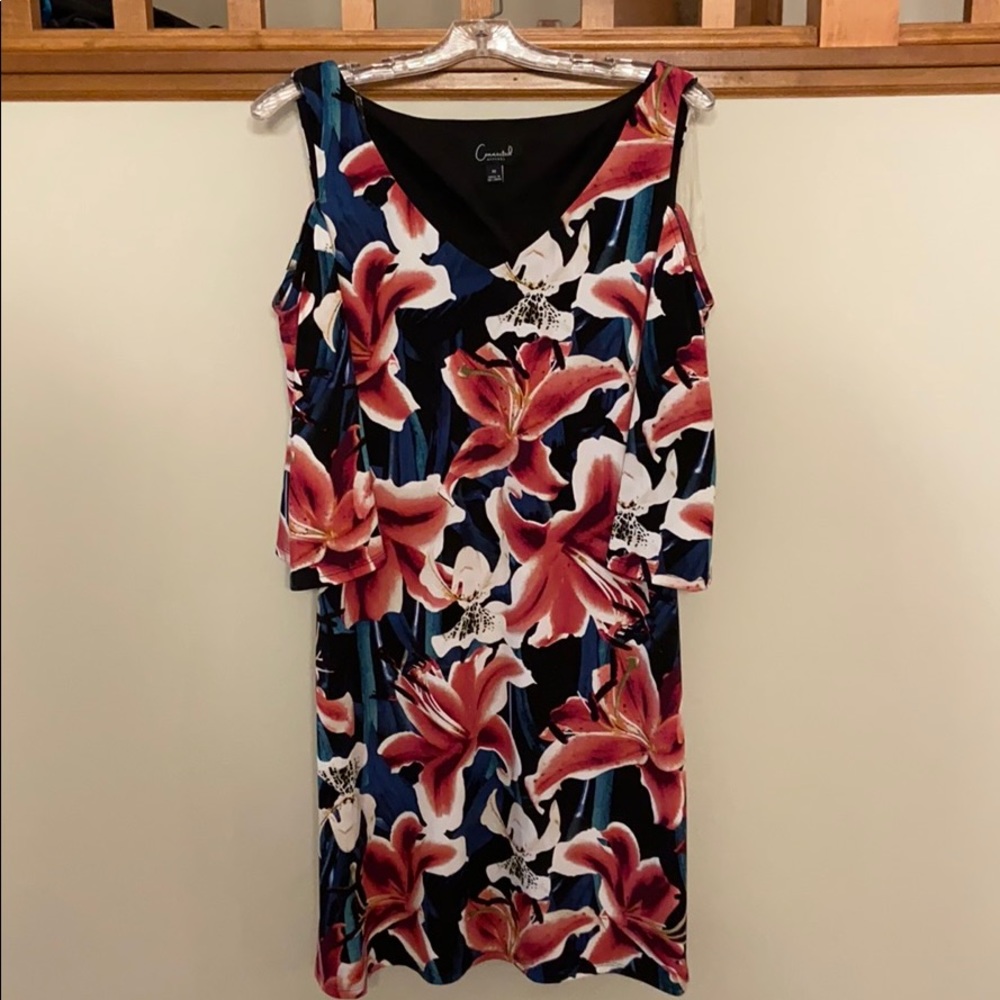 NWOT Floral Dress